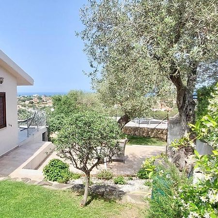 Iss Travel, Sea View Apartment Il Corbezzolo - Ground Floor With Air-Condition San Teodoro  Dış mekan fotoğraf